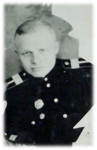 Лапов Иван Михайлович (1926-1992), командир танка Т-34